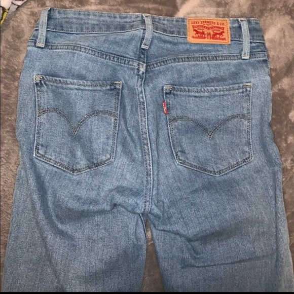 levi high rise skinny - Picture 2 of 4